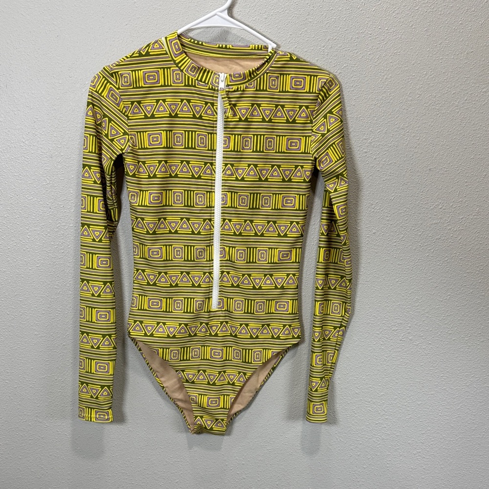 Mott50 Beige Margherita Swimsuit‎ rash guard